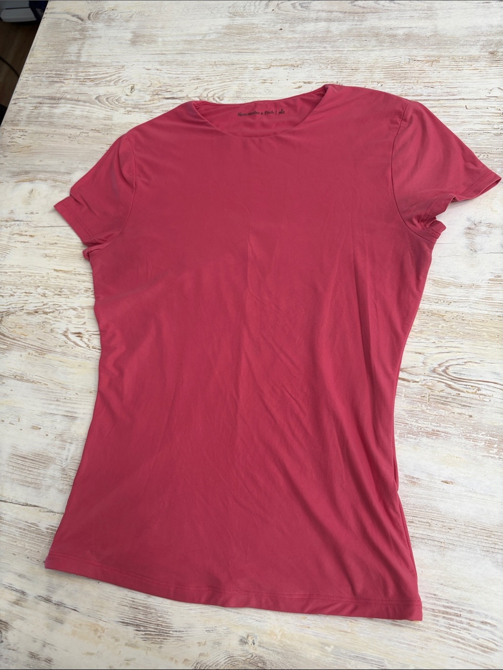 Abercrombie & Fitch Red Short Sleeve Crewneck Tee
